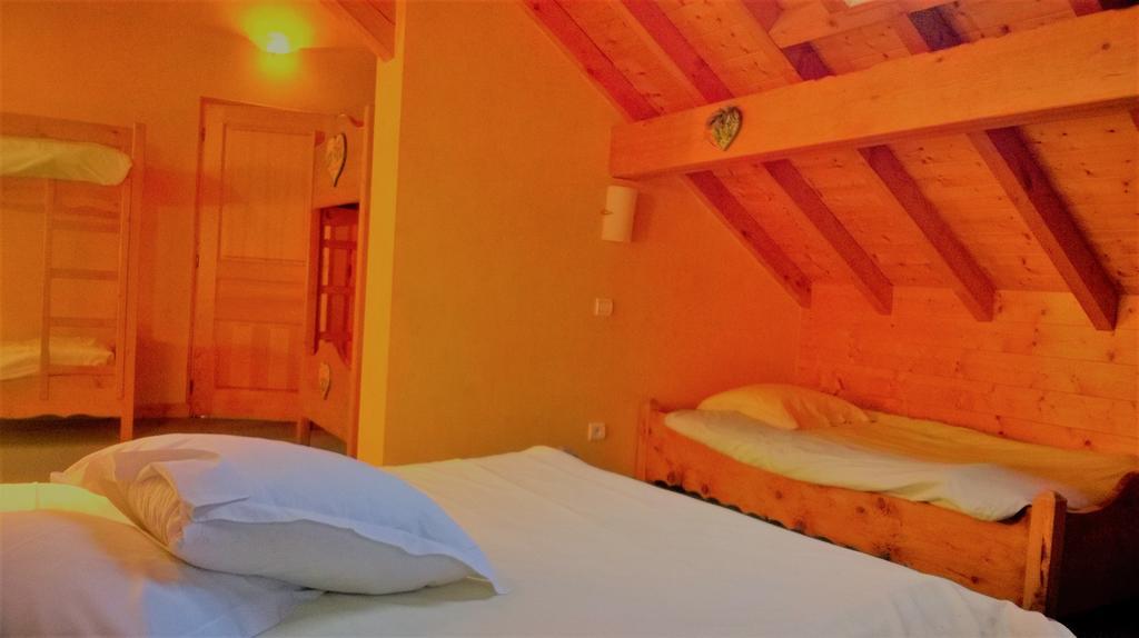 Domaine De La Sapiniere Otel Thorens-Glières Oda fotoğraf